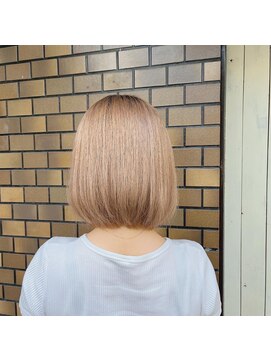 グルック ヘアーリラクゼーション 九条店(Gluck Hair Relaxation) ミルクベージュ×ボブ