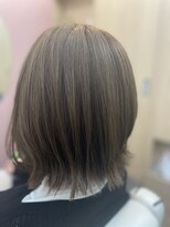 シーヤ(Cya) 髪質改善/ダメージレス/イルミナカラー/カーキアッシュ