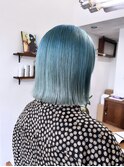 ペールブルーグリーン