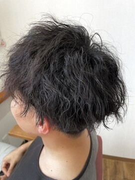 エ フュチュール(et Futur) ツイストスパイラル