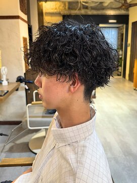 ヘアリゾート粋 ウナム 新宿東口店(enam) メンズパーマ/波巻きスパイラル