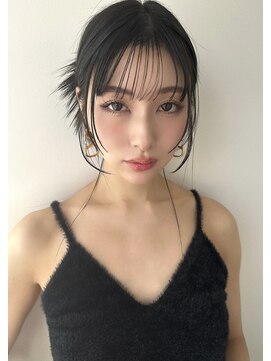 ユー(juu.) 【juu./星ヶ丘】韓国風シースルーバング× navy black