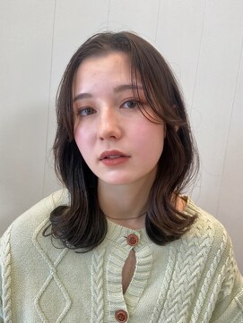 セカンドホーム 武蔵小杉(Second Home) 【ミディアムレイヤー】センター分け/似合わせカット/モテ髪