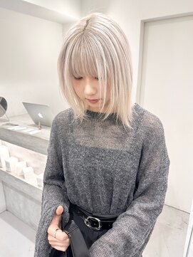 ミリ(MiLi) white beige