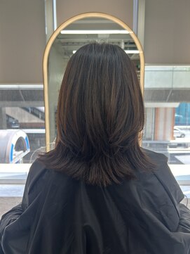 ロンドルピナス 小倉(Lond Lupinus) ブルーブラック/ワイドバング/美髪のススメ/外ハネボブ/北九州