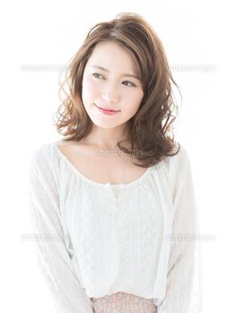 オグニスヘアー(OGNIS HAIR)の写真/髪にお悩みの大人女性の為のサロン♪経験豊富なスタイリストがあなたの髪のお悩みに寄り添います！