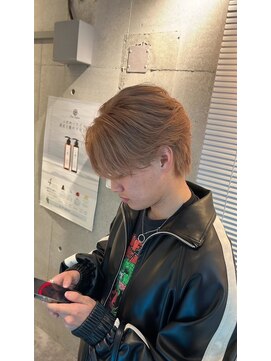 トゥルークリエイション 大宮(True Creation) 毛流れセンターパート