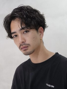 バイフィフス 原宿/表参道(by fifth) 原宿シャドウパーマ大人メンズカットセンターパート30代