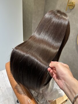 ナル 新宿(nalu) nalu新宿/髪質改善/縮毛矯正/METEO/透明感/インナーカラー/新宿