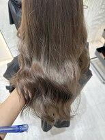 ジーナ 吉塚(Zina)&nbsp;くすみすぎない オリーブベージュ【福田れん】博多 吉塚 美容室