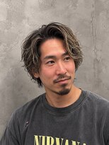 フジヤマバーバーショップ アジト(FUJIYAMA BARBER SHOP ajito)&nbsp;メンズセンターパート×ハイライト メンズ/明石/西明石/大久保