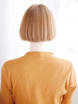 ナル 白山神社参道通り店(nalu) ハイトーンセンターパートボブ