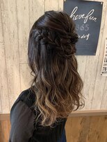 アンク クロス 関内店&nbsp;簡単編み込みハーフアップ　【mifuyu】