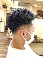 フェアスティックリヒト(VERSTECK Licht) 30代40代50代、大人のロースキンフェード！