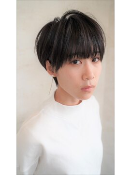 フィーカ(fika) ハマショート　耳掛けのポイントでスタイルが変わる！