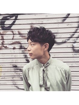 【姪浜】ONとOFFの、どんな時でも簡単に決まる再現性の高さが人気！メンズの気分を変えるスタイルをご提案