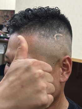 ヘアラボ トリアンゴロ(Hair Lab Triangolo)の写真/デキる男は時間の使い方が上手い―。仕事帰りのサロン通いで休日を活用。ご家庭や職場でも好評のスタイルに