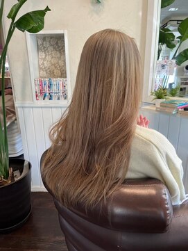 ヘアメイクアンドスパ エステ カエル(Hair make&SPA Kaeru) 全頭ブリーチ☆ミルクティーベージュ♪