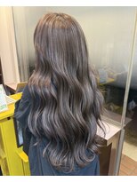 リン(Lin.)&nbsp;明るめベースコントラストハイライト【リズ】