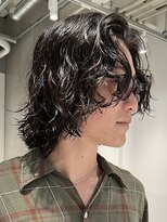 テクネ 天神大名(techne)&nbsp;天神大名シャドウパーマスパイラルパーマセンターパートウルフあ