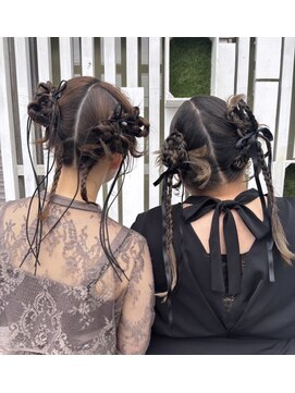 ベリーベリー VERY berry ツインテールアレンジでヘアセット。お出かけに。2次会に。