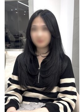 カノイ 銀座中央通り(KANOI) 黒髪+ハイレイヤー=必勝韓国スタイル！