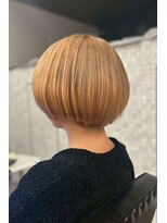 アコロン 武蔵小杉(acoron.)&nbsp;柔らかベージュでつくる上品ショートボブ ×武蔵小杉