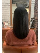 ヘアメイク フレンシア(hair make flencia)&nbsp;シルクのような指通りを叶える艶髪ミディアム【138スタイル】