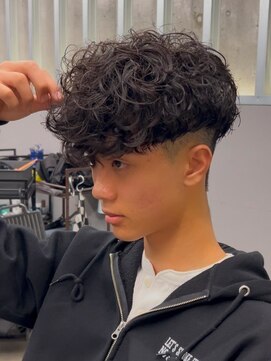 エルマーク 松山(L-MARK) スペインカール/フェード/短髪/men's/ツイストパーマ/メンズ