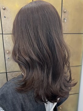 ヘアーアイスカルテット(HAIR ICI QUARTET) 透明感アッシュベージュ/ミディアムレイヤー/くびれヘア小顔