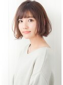 30代40代小顔前下がりブランジュフレンチボブふんわり丸み外ハネ