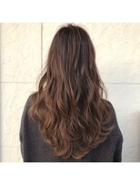 ポレン ドレッサーズ(Pollen Dressers)&nbsp;秋冬◎軽やかロングヘア