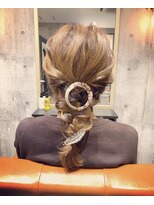 モッシュ(MosH)&nbsp;ヘアアレンジ