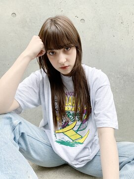 アイティーバイアルバム 藤沢店(IT by ALBUM) ストレートロングレイヤー_くびれヘアビタミンカラー_48545