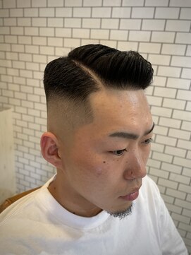 サードプレイス(Third Place) 王道七三バーバースタイル!!