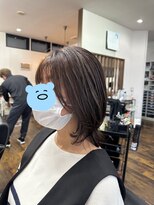 美容室 夢先案内&nbsp;ハイライト４か月後にカラーとカットのみで綺麗に復活