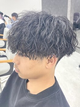 ヘアーアンドビューティーザ エフ(Hair Beauty the F)の写真/オシャレでお手入れのしやすいパーマで朝のセットも簡単にカッコ良く！