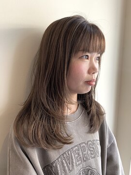 デイリリーバイアメリア 川西店(daylily by Ameria) 20代30代40代こなれミディアム小顔似合わせレイヤー