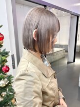 ゲーム 下北沢(GAME) ボブ白髪染め白髪ぼかしブリーチなしダブルカラー下北沢