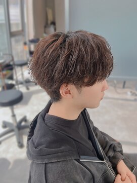 ジーナ 天神(Zina) シャドウパーマ