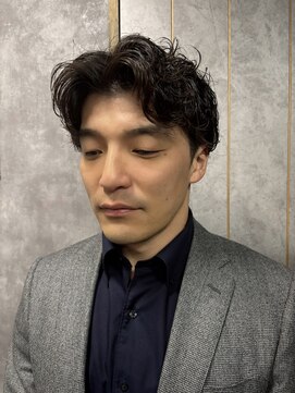 ナナシ(nanac) スーツスタイルをもっとお洒落に【大人ニュアンスパーマ】