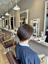 ヘアーメイクロージー 八軒店 (HAIR MAKE ROSY) 40代50代 丸みと軽さの大人ショート