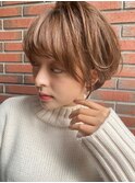 寒色系カラー が大人可愛い　コンパクトショート 丸みシルエット