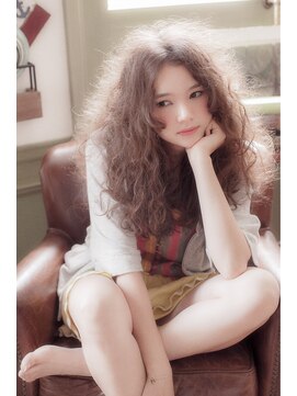 ベル 銀座並木通り店(Belle) 外国人風ランダムくせっ毛パーマ