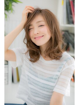 バランスセントラル(balance CENTRAL) 【ラフな動きに大人のカワいさ♪】sweetミディアムカール