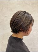 ショートヘア