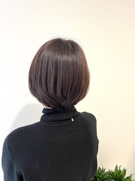 アオ(ao) ショートボブ