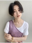 暗髪ゆったりハンサムショート　前髪長めショート