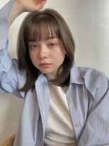 イミ(imi)&nbsp;グレージュカラー/韓国風レイヤー/小顔カット/韓国風パーマ