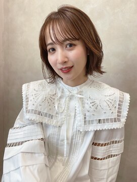 イルウィ(irwi) 【トレンド】透明感グレーベージュカラー くびれボブ